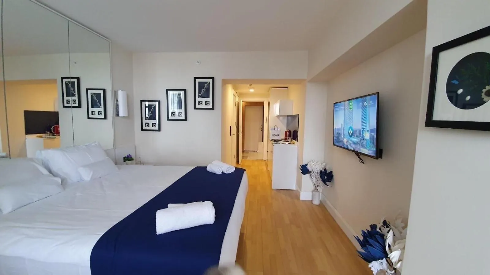 Orbi City Luxury Suites 5*, Μπατούμι