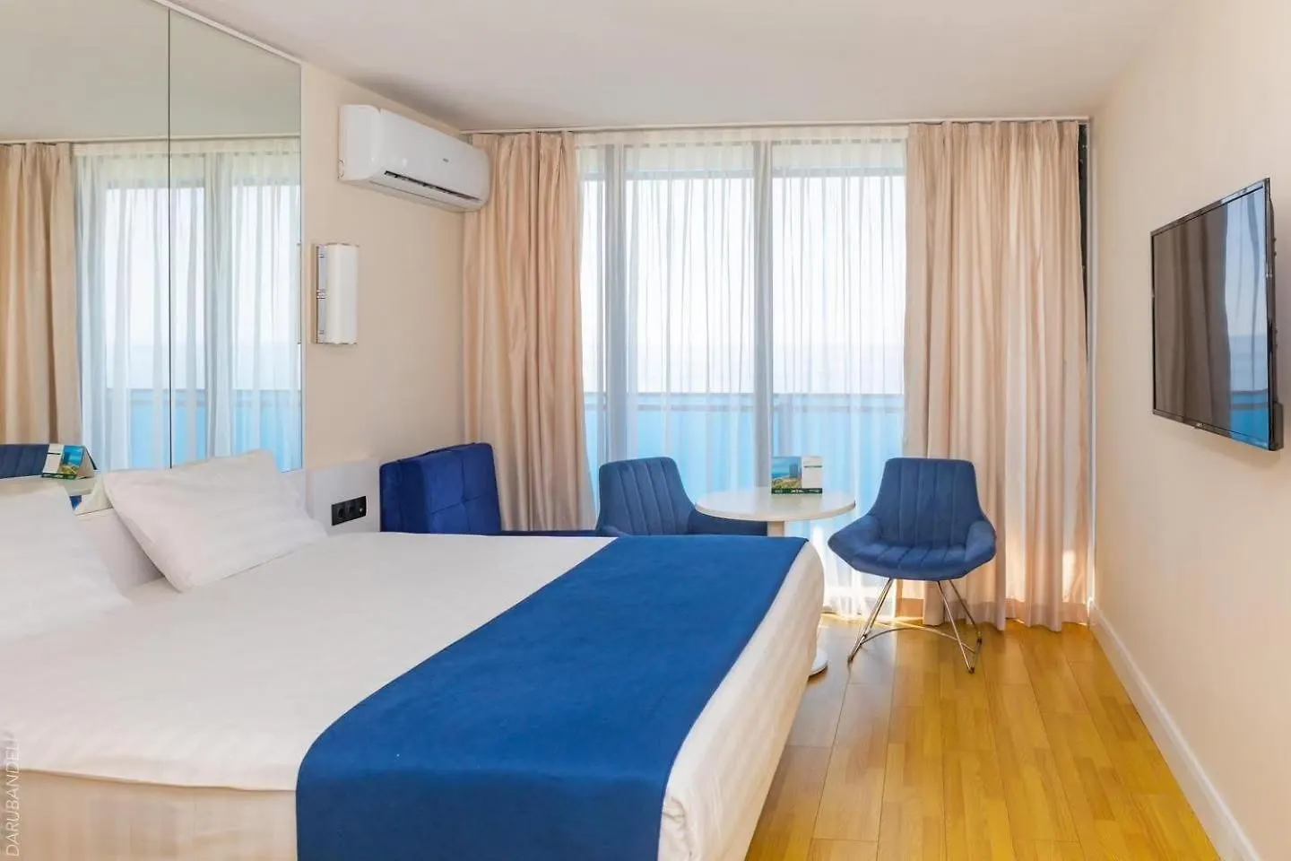 Ξενοδοχείο Orbi City Luxury Suites