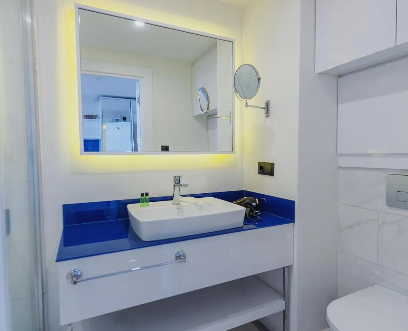 Ξενοδοχείο Orbi City Luxury Suites