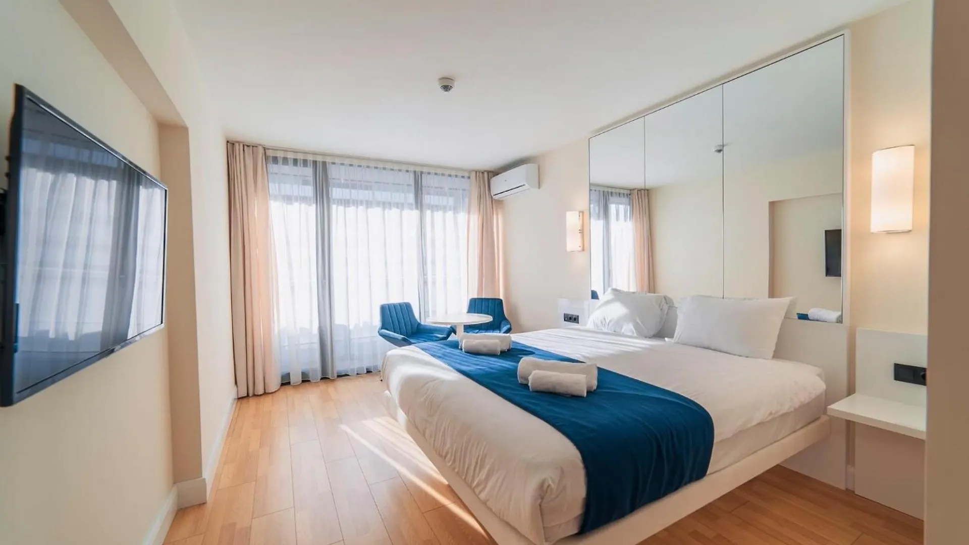 Orbi City Luxury Suites Γεωργία